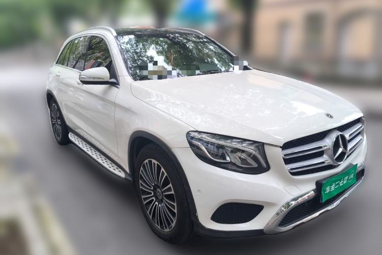 Used Mercedes-Benz GLC 2018 Facelift GLC 200 4MATIC Front Right 45 Deg