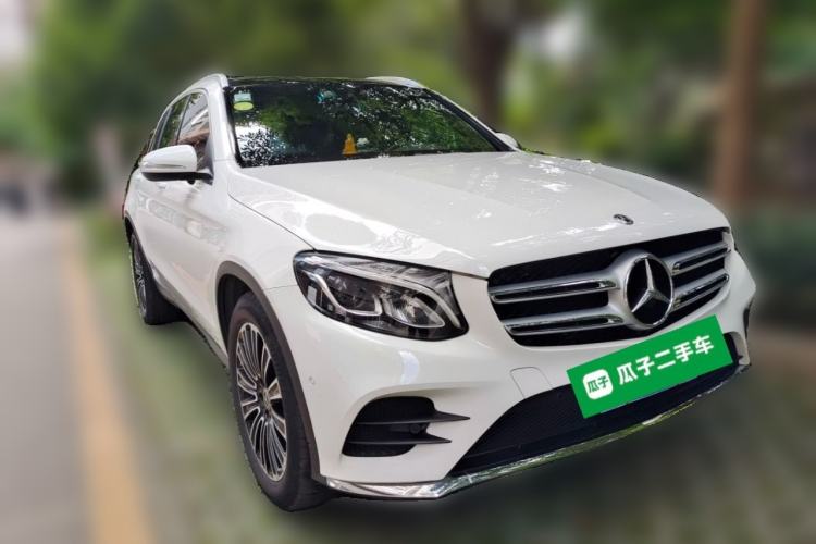 Used Mercedes-Benz GLC 2018 Facelifted GLC 260 4MATIC Dynamic Edition Front Right 45 Deg