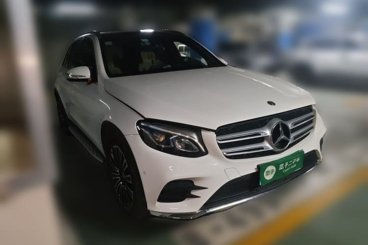 Used Mercedes-Benz GLC 2018 Facelifted GLC 260 4MATIC Dynamic Edition Front Right 45 Deg