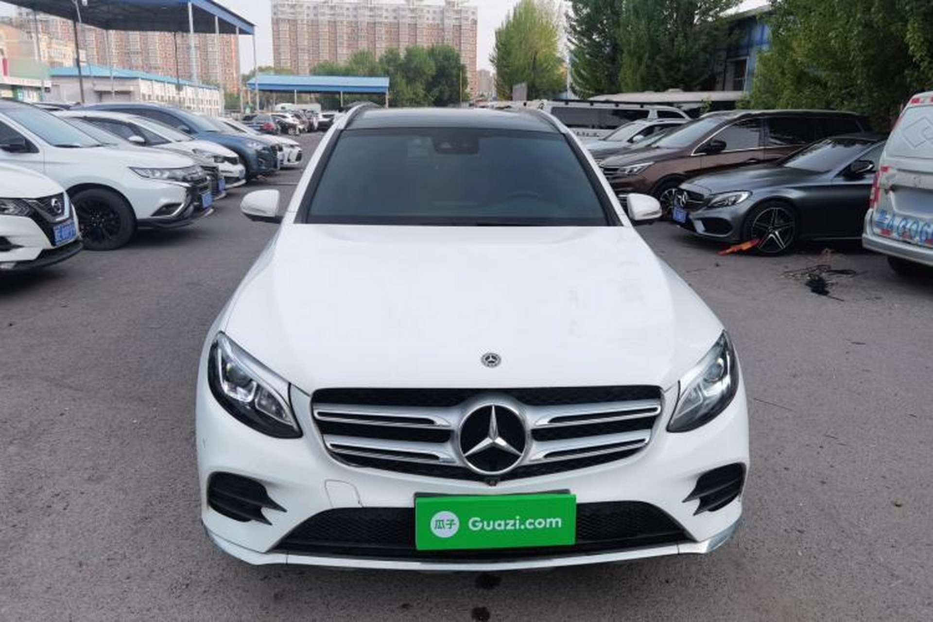 Used Mercedes-Benz GLC 2018 Facelift GLC 260 4MATIC Luxury Edition Front