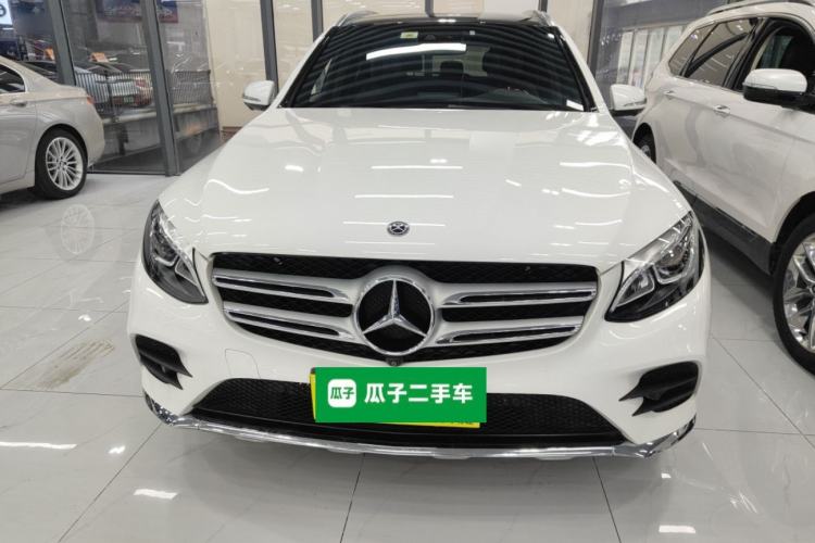 Used Mercedes-Benz GLC 2018 GLC 260 4MATIC Luxury Model Front
