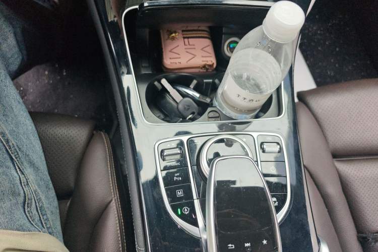 Used Mercedes-Benz GLC 2018 Facelift GLC 200 4MATIC Gear Lever