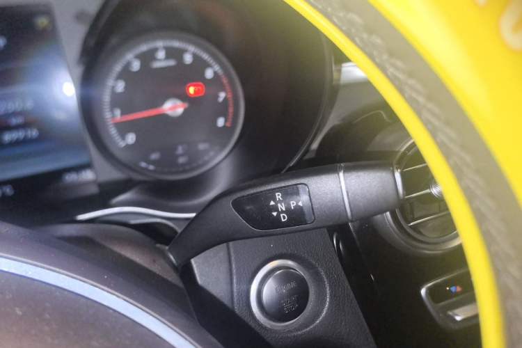 Used Mercedes-Benz GLC 2018 GLC 200 4MATIC Gear Lever