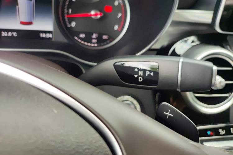 Used Mercedes-Benz GLC 2018 Facelift GLC 200 4MATIC Gear Lever