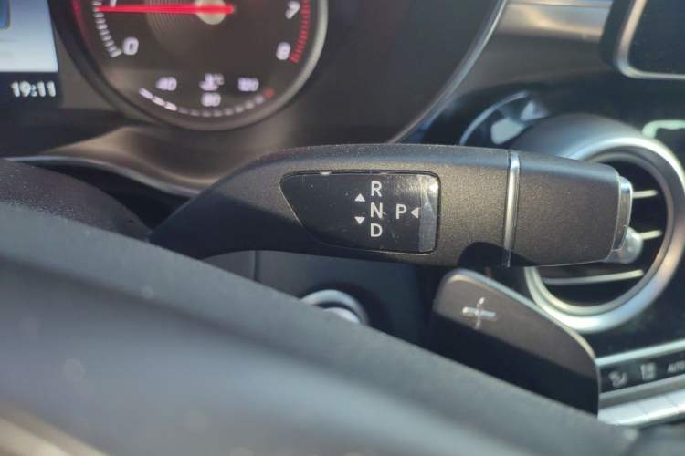 Used Mercedes-Benz GLC 2018 Facelift GLC 200 4MATIC Gear Lever
