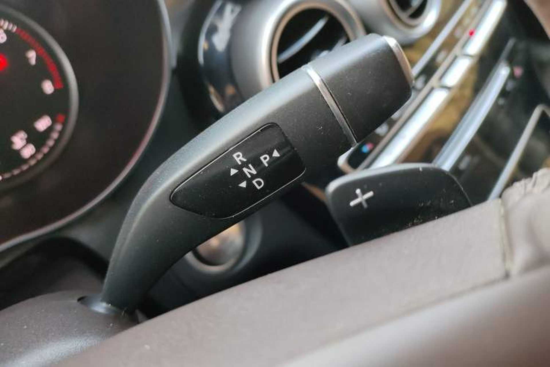 Used Mercedes-Benz GLC 2018 GLC 200 4MATIC Gear Lever