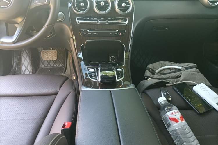 Used Mercedes-Benz GLC 2018 Facelifted GLC 260 4MATIC Dynamic Edition Gear Lever
