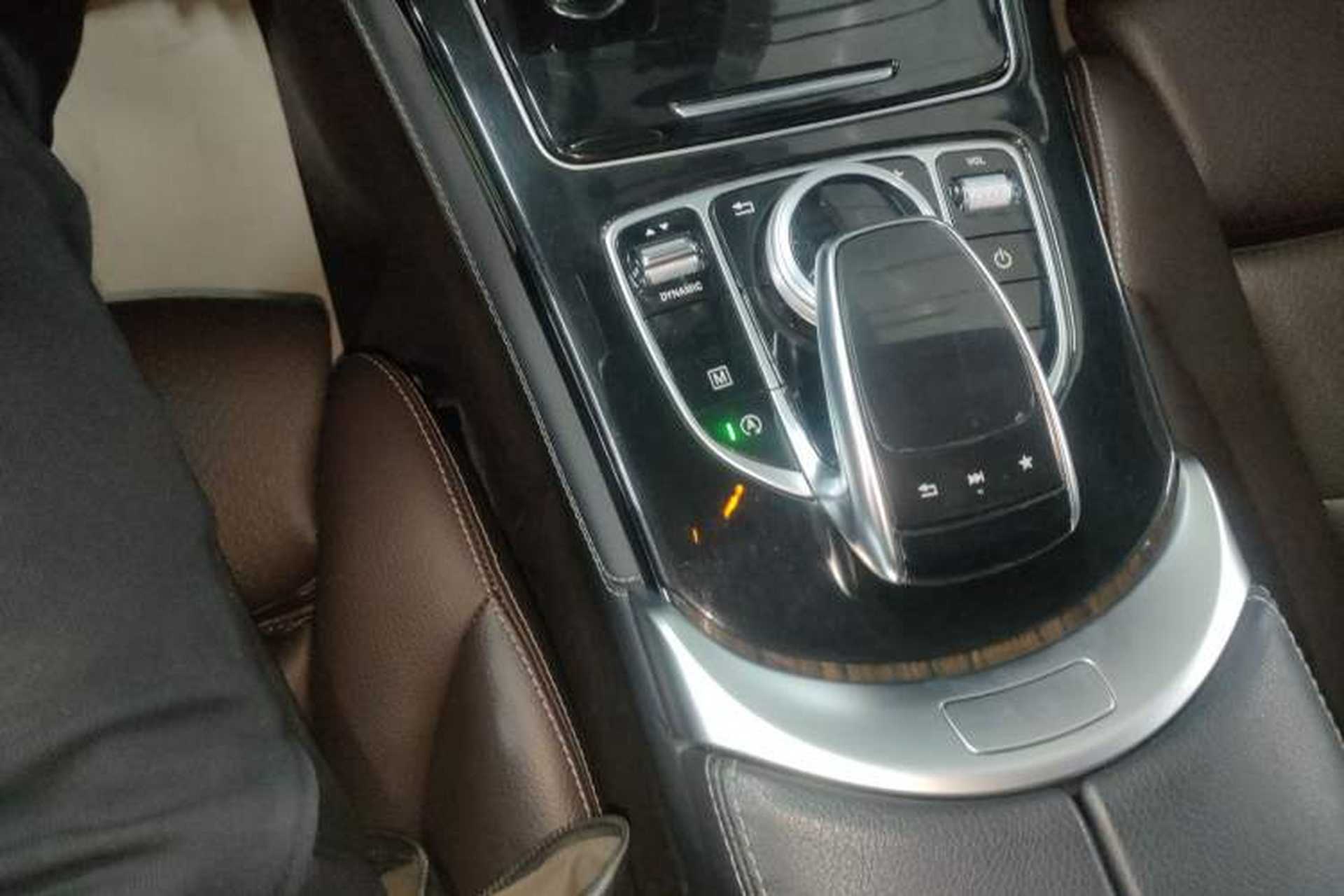 Used Mercedes-Benz GLC 2018 GLC 260 4MATIC Luxury Model Gear Lever