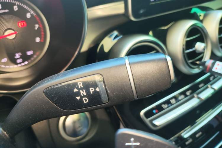 Used Mercedes-Benz GLC 2018 Facelift GLC 200 4MATIC Gear Lever