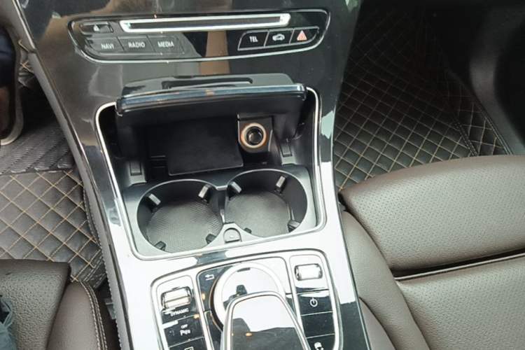 Used Mercedes-Benz GLC 2018 Facelift GLC 200 4MATIC Gear Lever