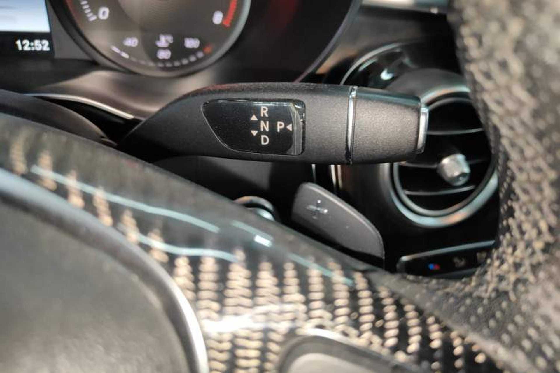 Used Mercedes-Benz GLC 2018 GLC 260 4MATIC Luxury Model Gear Lever