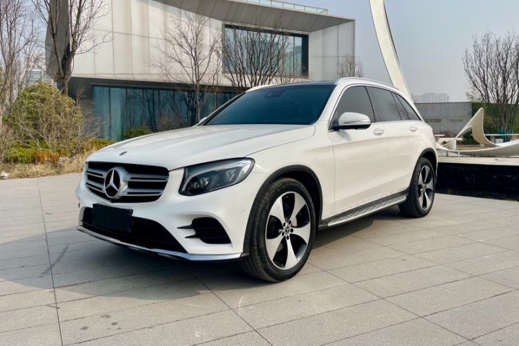 Used Mercedes-Benz GLC 2018 GLC 300 4MATIC Sport Edition Guazi used car, China used car export, Used car for sale, Used  cars, Cheapest cars for sale