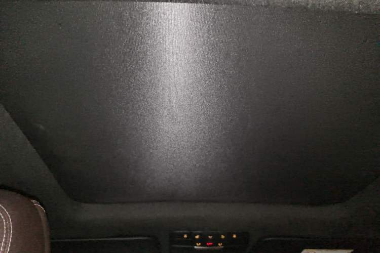 Used Mercedes-Benz GLC 2018 Facelifted GLC 260 4MATIC Dynamic Edition Headliner