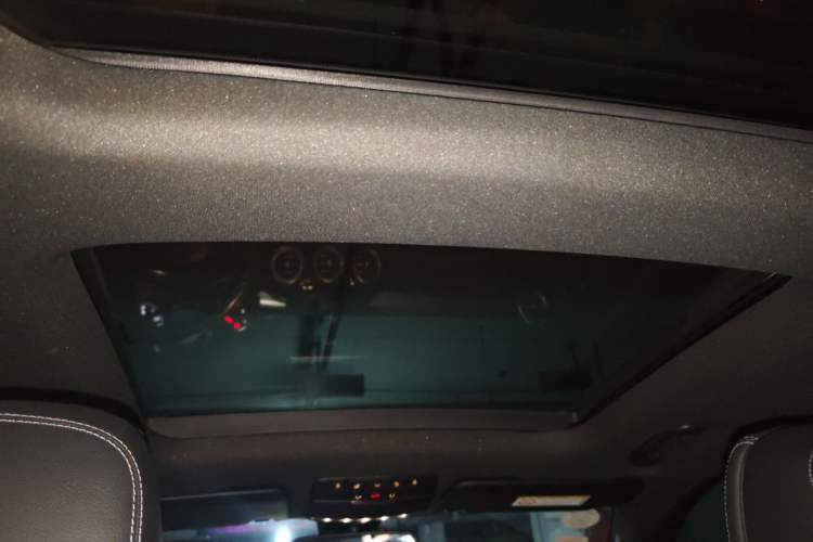 Used Mercedes-Benz GLC 2018 GLC 260 4MATIC Dynamic Edition Headliner
