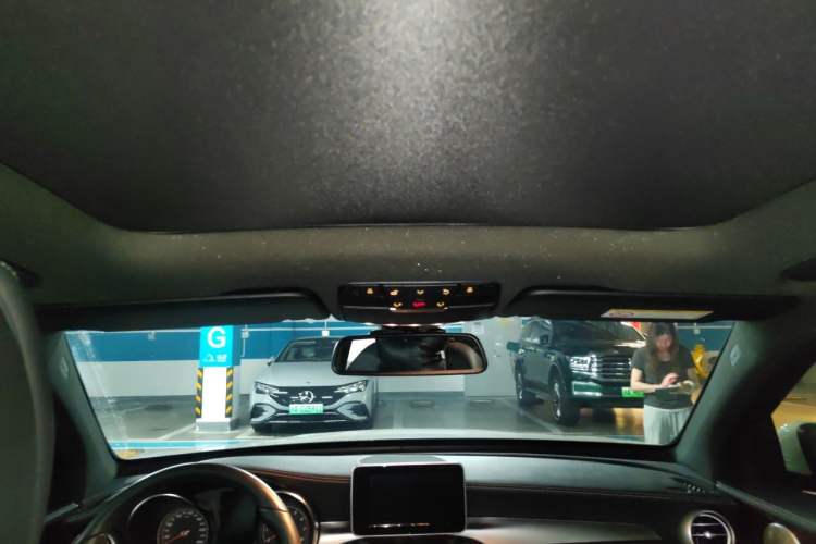 Used Mercedes-Benz GLC 2018 GLC 260 4MATIC Dynamic Edition Headliner