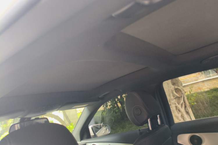 Used Mercedes-Benz GLC 2018 Facelift GLC 200 4MATIC Headliner