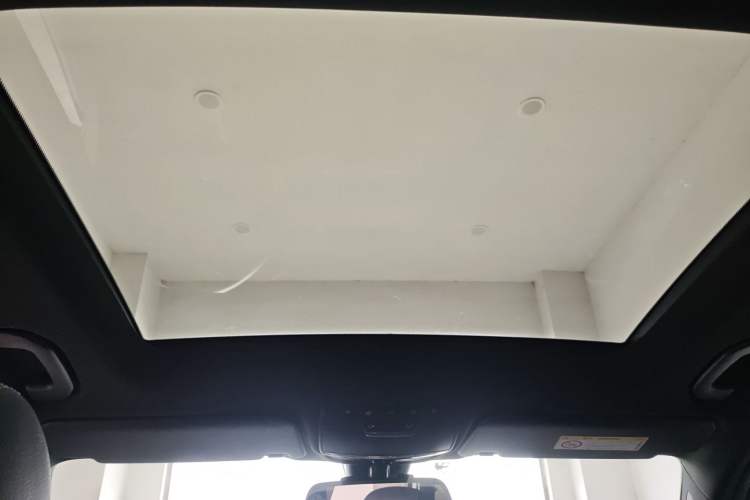 Used Mercedes-Benz GLC 2018 GLC 200 4MATIC Headliner