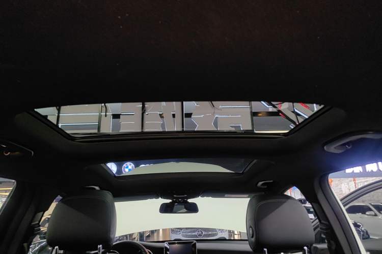 Used Mercedes-Benz GLC 2018 GLC 260 4MATIC Dynamic Edition Headliner