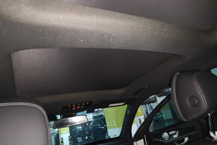Used Mercedes-Benz GLC 2018 Facelifted GLC 260 4MATIC Dynamic Edition Headliner