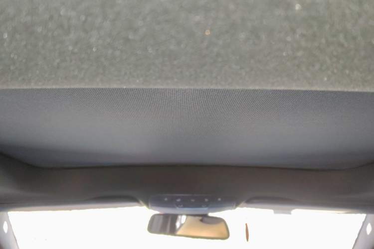 Used Mercedes-Benz GLC 2018 GLC 260 4MATIC Dynamic Edition Headliner
