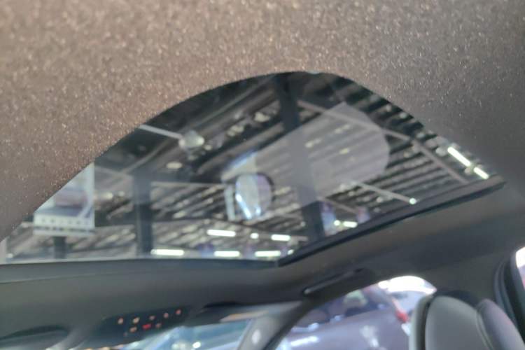 Used Mercedes-Benz GLC 2018 GLC 260 4MATIC Dynamic Edition Headliner