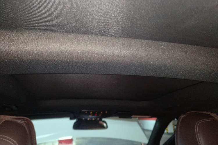 Used Mercedes-Benz GLC 2018 GLC 260 4MATIC Luxury Model Headliner