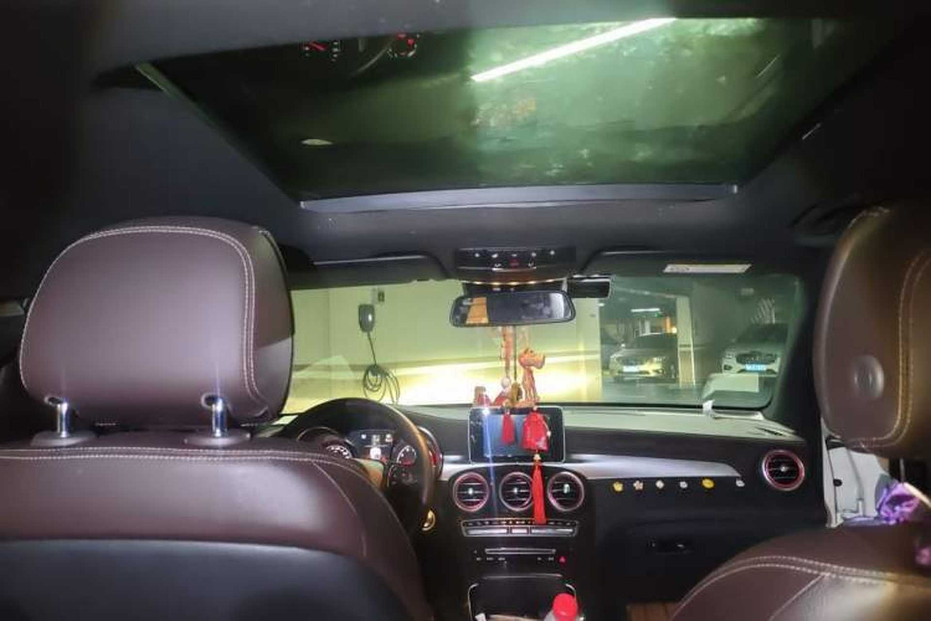 Used Mercedes-Benz GLC 2018 GLC 260 4MATIC Luxury Model Headliner