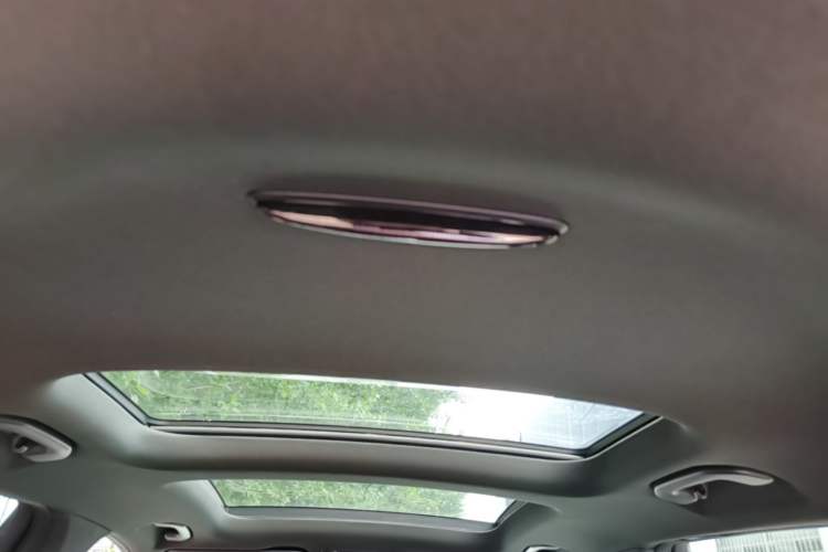 Used Mercedes-Benz GLC 2018 GLC 200 4MATIC Headliner