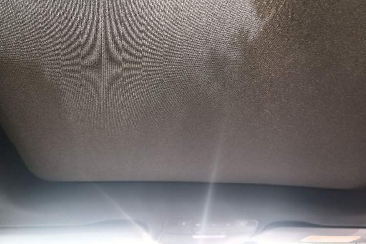 Used Mercedes-Benz GLC 2018 Facelifted GLC 260 4MATIC Dynamic Edition Headliner