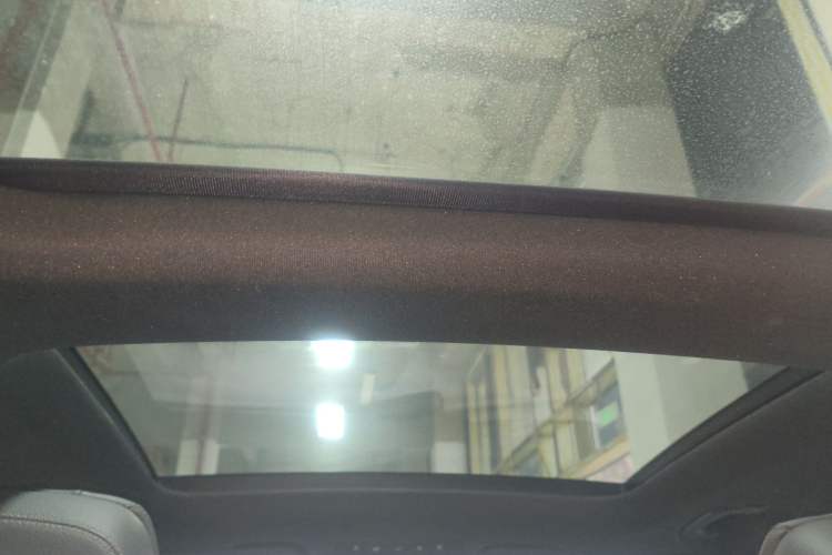 Used Mercedes-Benz GLC 2018 Facelifted GLC 260 4MATIC Dynamic Edition Headliner