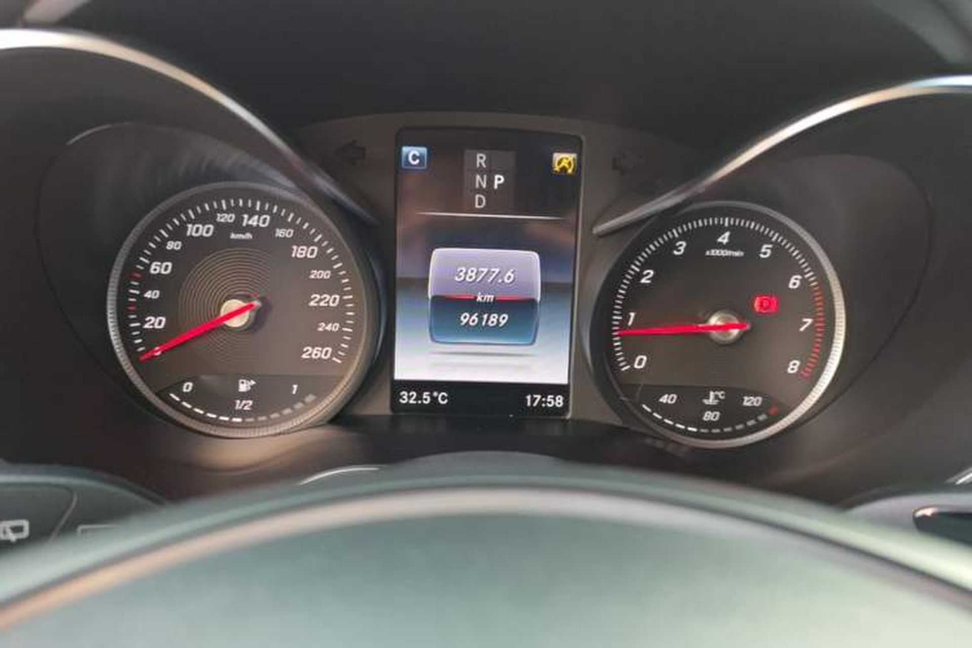 Used Mercedes-Benz GLC 2018 GLC 300 4MATIC Sport Edition Instrument Cluster