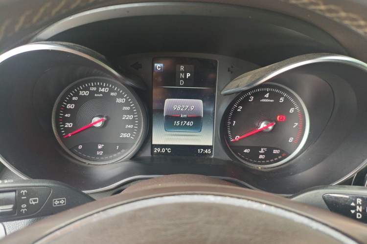 Used Mercedes-Benz GLC 2018 Facelift GLC 260 4MATIC Luxury Edition Instrument Cluster