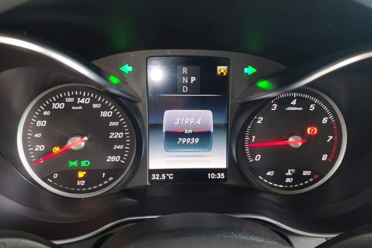 Used Mercedes-Benz GLC 2018 Facelift GLC 260 4MATIC Luxury Edition Instrument Cluster