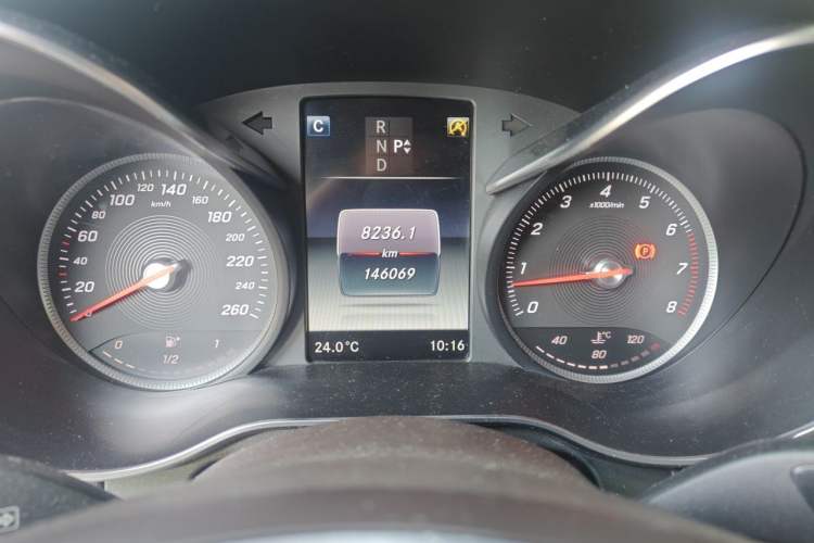 Used Mercedes-Benz GLC 2018 Facelift GLC 260 4MATIC Luxury Edition Instrument Cluster