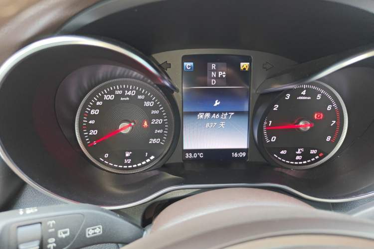 Used Mercedes-Benz GLC 2018 Facelifted GLC 260 4MATIC Dynamic Edition Instrument Cluster