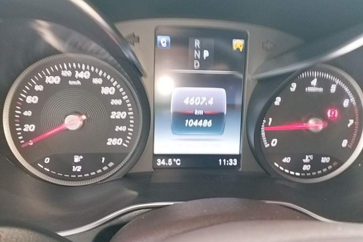 Used Mercedes-Benz GLC 2018 Facelift GLC 260 4MATIC Luxury Edition Instrument Cluster