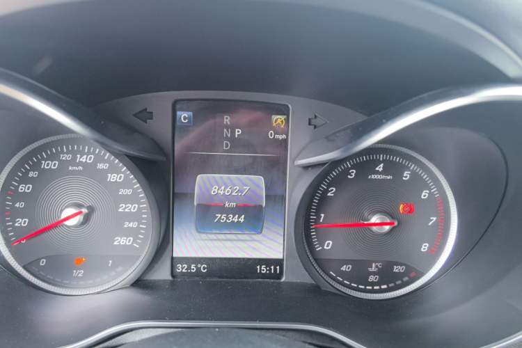 Used Mercedes-Benz GLC 2018 Facelifted GLC 260 4MATIC Dynamic Edition Instrument Cluster