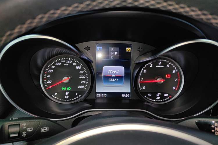 Used Mercedes-Benz GLC 2018 GLC 260 4MATIC Dynamic Edition Instrument Cluster