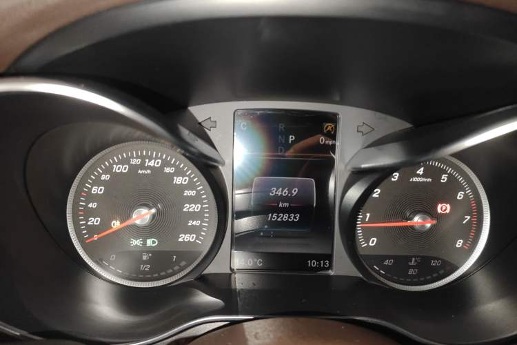 Used Mercedes-Benz GLC 2018 GLC 260 4MATIC Luxury Model Instrument Cluster