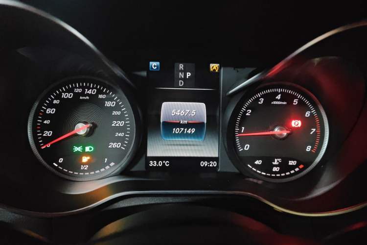 Used Mercedes-Benz GLC 2018 Facelifted GLC 260 4MATIC Dynamic Edition Instrument Cluster