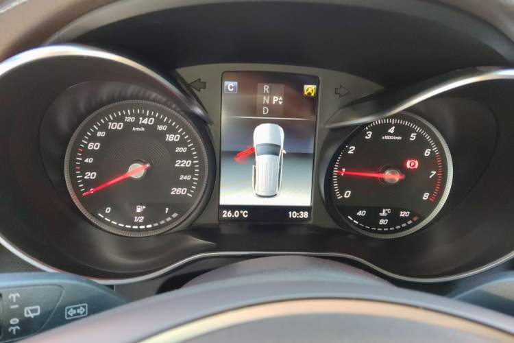 Used Mercedes-Benz GLC 2018 GLC 260 4MATIC Dynamic Edition Instrument Cluster