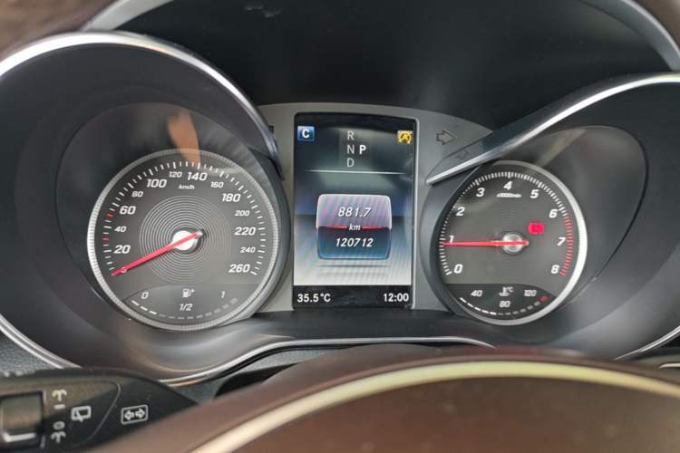 Used Mercedes-Benz GLC 2018 Facelift GLC 260 4MATIC Luxury Edition Instrument Cluster