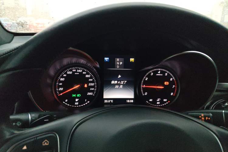 Used Mercedes-Benz GLC 2018 Facelift GLC 260 4MATIC Luxury Edition Instrument Cluster
