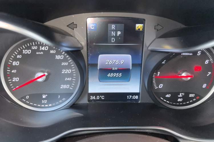 Used Mercedes-Benz GLC 2018 GLC 300 4MATIC Sport Edition Instrument Cluster