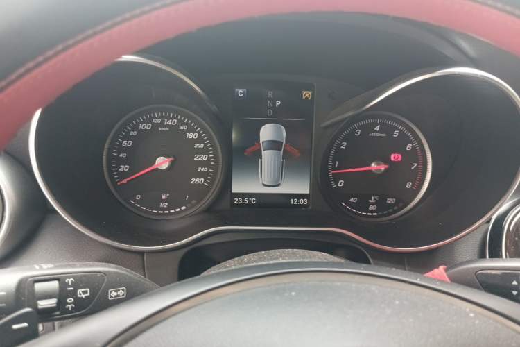 Used Mercedes-Benz GLC 2018 Facelifted GLC 260 4MATIC Dynamic Edition Instrument Cluster