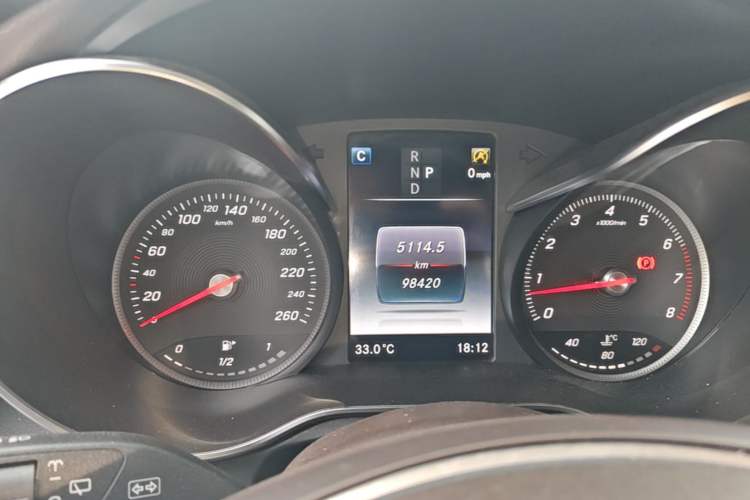 Used Mercedes-Benz GLC 2018 Facelift GLC 260 4MATIC Luxury Edition Instrument Cluster