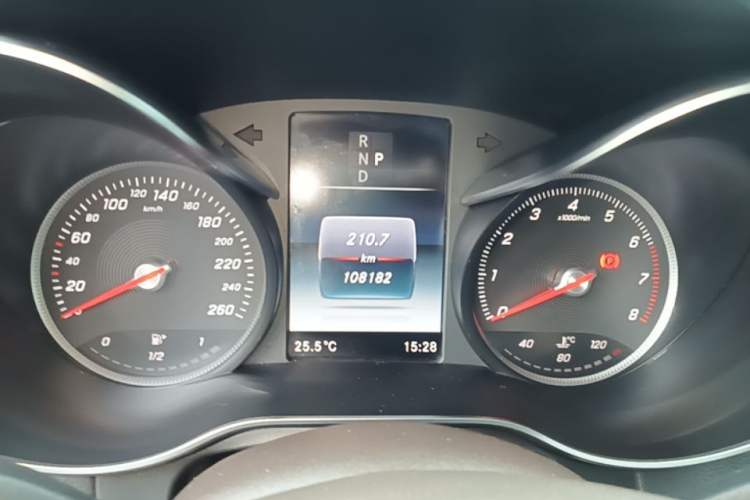 Used Mercedes-Benz GLC 2018 Facelift GLC 200 4MATIC Instrument Cluster
