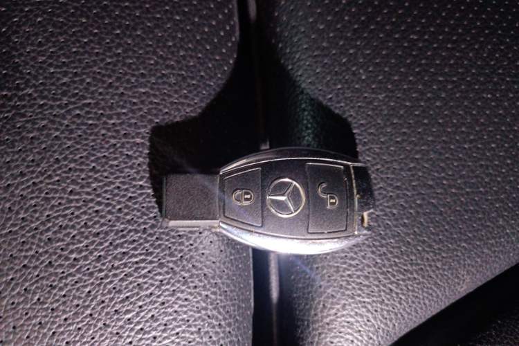 Used Mercedes-Benz GLC 2018 GLC 200 4MATIC Interior 1