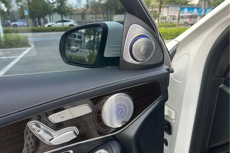 Used Mercedes-Benz GLC 2018 GLC 260 4MATIC Dynamic Edition Interior 2
