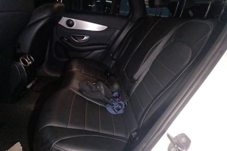 Used Mercedes-Benz GLC 2018 GLC 200 4MATIC Interior 4